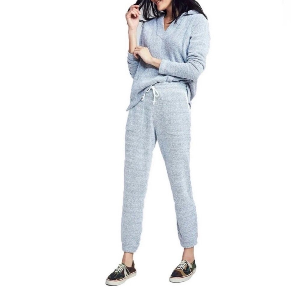Faherty Whitewater Women's Jogger in Blue Size M